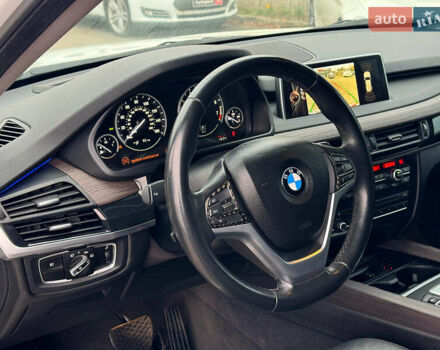 Белый БМВ Х5, объемом двигателя 2 л и пробегом 95 тыс. км за 29990 $, фото 17 на Automoto.ua