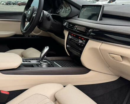 Білий БМВ Х5, об'ємом двигуна 2 л та пробігом 162 тис. км за 27900 $, фото 50 на Automoto.ua