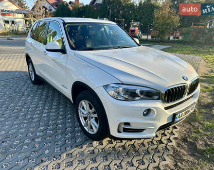 Белый БМВ Х5, объемом двигателя 2 л и пробегом 94 тыс. км за 34900 $, фото 2 на Automoto.ua