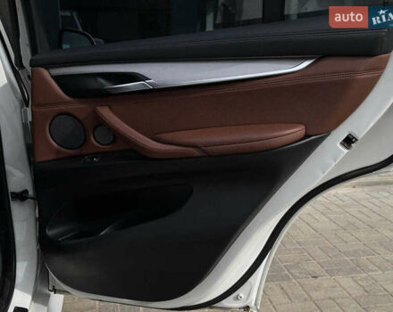 Белый БМВ Х5, объемом двигателя 2.99 л и пробегом 127 тыс. км за 24000 $, фото 10 на Automoto.ua