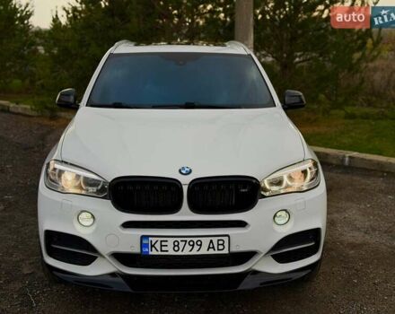 Белый БМВ Х5, объемом двигателя 2.98 л и пробегом 190 тыс. км за 28000 $, фото 5 на Automoto.ua