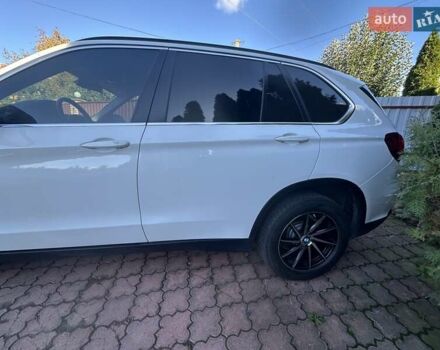 БМВ Х5 2016 в Виннице на Automoto.ua Белый БМВ Х5, объемом двигателя 2 л и пробегом 95 тыс. км за 31000 $, фото 13 на Automoto.ua