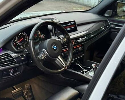 Белый БМВ Х5, объемом двигателя 4.39 л и пробегом 200 тыс. км за 49999 $, фото 3 на Automoto.ua