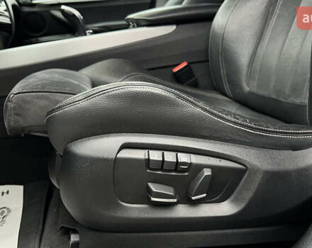 Білий БМВ Х5, об'ємом двигуна 2 л та пробігом 166 тис. км за 28000 $, фото 25 на Automoto.ua