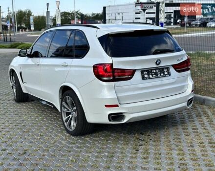 Белый БМВ Х5, объемом двигателя 3 л и пробегом 128 тыс. км за 37500 $, фото 4 на Automoto.ua