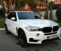 Белый БМВ Х5, объемом двигателя 2 л и пробегом 219 тыс. км за 24900 $, фото 1 на Automoto.ua