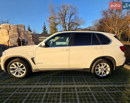 Белый БМВ Х5, объемом двигателя 2 л и пробегом 175 тыс. км за 25200 $, фото 4 на Automoto.ua