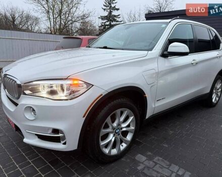 Белый БМВ Х5, объемом двигателя 2 л и пробегом 166 тыс. км за 28300 $, фото 7 на Automoto.ua