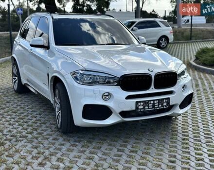 Белый БМВ Х5, объемом двигателя 3 л и пробегом 128 тыс. км за 37500 $, фото 3 на Automoto.ua