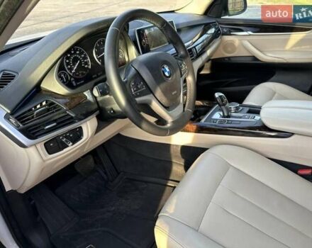 Белый БМВ Х5, объемом двигателя 2.98 л и пробегом 137 тыс. км за 6200 $, фото 11 на Automoto.ua