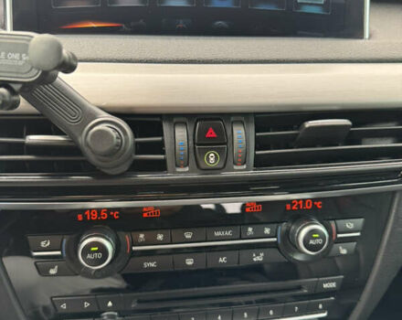 Белый БМВ Х5, объемом двигателя 2.99 л и пробегом 234 тыс. км за 33200 $, фото 24 на Automoto.ua