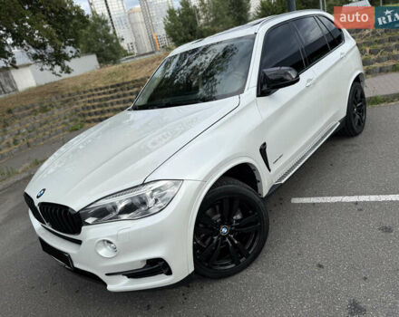 Білий БМВ Х5, об'ємом двигуна 2.98 л та пробігом 102 тис. км за 26500 $, фото 15 на Automoto.ua