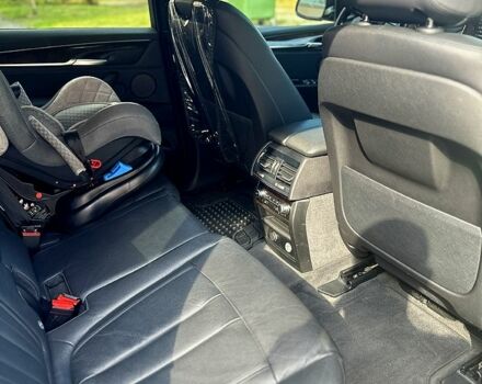 Білий БМВ Х5, об'ємом двигуна 3 л та пробігом 107 тис. км за 27500 $, фото 5 на Automoto.ua