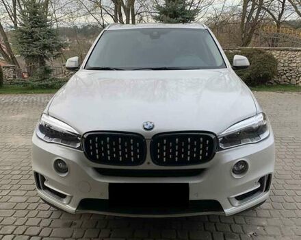 Белый БМВ Х5, объемом двигателя 3 л и пробегом 138 тыс. км за 39800 $, фото 16 на Automoto.ua
