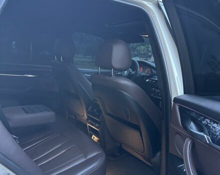 Белый БМВ Х5, объемом двигателя 3 л и пробегом 90 тыс. км за 29999 $, фото 14 на Automoto.ua