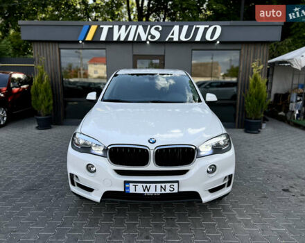 Белый БМВ Х5, объемом двигателя 2 л и пробегом 106 тыс. км за 27900 $, фото 13 на Automoto.ua