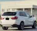 Белый БМВ Х5, объемом двигателя 3 л и пробегом 99 тыс. км за 18500 $, фото 7 на Automoto.ua