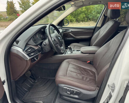 БМВ Х5 2016 в Тернополе на Automoto.ua Белый БМВ Х5, объемом двигателя 2 л и пробегом 137 тыс. км за 30500 $, фото 23 на Automoto.ua