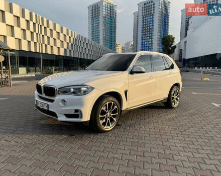 Білий БМВ Х5, об'ємом двигуна 2.98 л та пробігом 160 тис. км за 23500 $, фото 8 на Automoto.ua