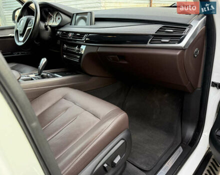 Белый БМВ Х5, объемом двигателя 2 л и пробегом 211 тыс. км за 24990 $, фото 18 на Automoto.ua