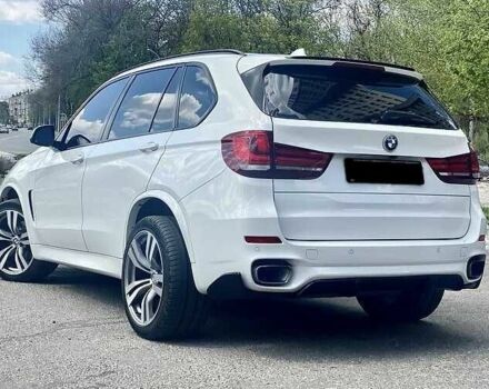 Белый БМВ Х5, объемом двигателя 2 л и пробегом 65 тыс. км за 21000 $, фото 4 на Automoto.ua