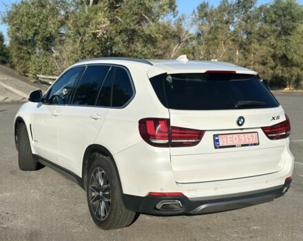 Белый БМВ Х5, объемом двигателя 3 л и пробегом 150 тыс. км за 39999 $, фото 6 на Automoto.ua
