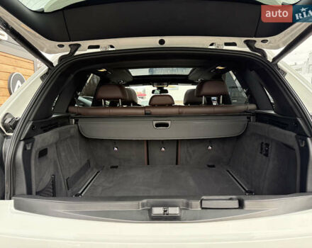 Білий БМВ Х5, об'ємом двигуна 2.99 л та пробігом 213 тис. км за 28800 $, фото 28 на Automoto.ua