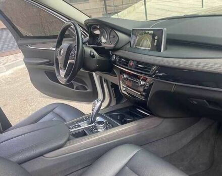 Белый БМВ Х5, объемом двигателя 2 л и пробегом 65 тыс. км за 21000 $, фото 8 на Automoto.ua