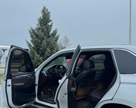 Білий БМВ Х5, об'ємом двигуна 2.99 л та пробігом 218 тис. км за 32900 $, фото 11 на Automoto.ua