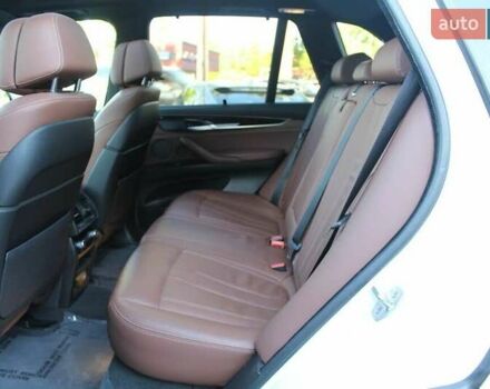 Білий БМВ Х5, об'ємом двигуна 2.98 л та пробігом 106 тис. км за 8700 $, фото 5 на Automoto.ua