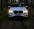 Белый БМВ Х5, объемом двигателя 3 л и пробегом 205 тыс. км за 25000 $, фото 1 на Automoto.ua