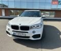 Белый БМВ Х5, объемом двигателя 3 л и пробегом 210 тыс. км за 39800 $, фото 1 на Automoto.ua