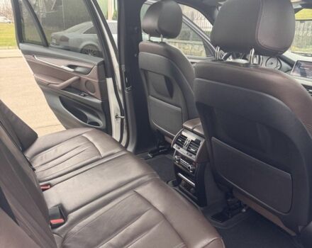 Белый БМВ Х5, объемом двигателя 0 л и пробегом 137 тыс. км за 30000 $, фото 6 на Automoto.ua