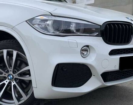 Белый БМВ Х5, объемом двигателя 3 л и пробегом 78 тыс. км за 23000 $, фото 2 на Automoto.ua