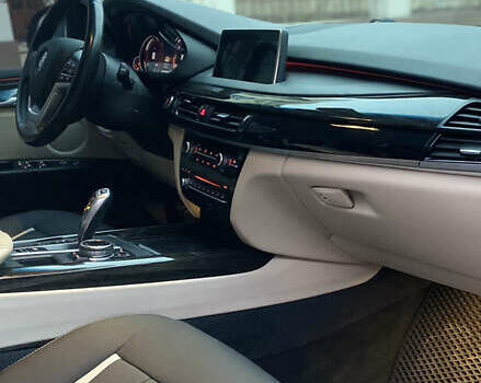 Белый БМВ Х5, объемом двигателя 2 л и пробегом 130 тыс. км за 24800 $, фото 23 на Automoto.ua