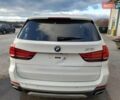 Белый БМВ Х5, объемом двигателя 2 л и пробегом 128 тыс. км за 8500 $, фото 5 на Automoto.ua