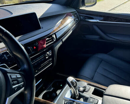 Белый БМВ Х5, объемом двигателя 2.98 л и пробегом 106 тыс. км за 28000 $, фото 6 на Automoto.ua