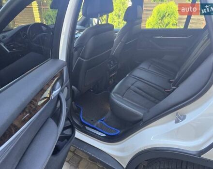 Белый БМВ Х5, объемом двигателя 2.99 л и пробегом 278 тыс. км за 27867 $, фото 9 на Automoto.ua