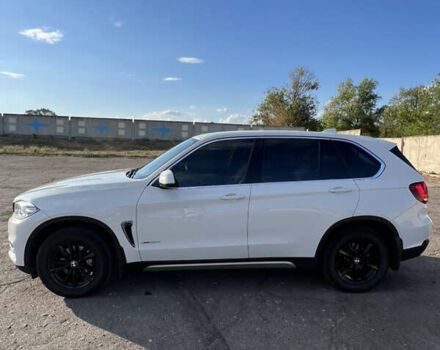 Білий БМВ Х5, об'ємом двигуна 2 л та пробігом 158 тис. км за 25999 $, фото 14 на Automoto.ua