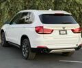 Белый БМВ Х5, объемом двигателя 3 л и пробегом 70 тыс. км за 15200 $, фото 3 на Automoto.ua