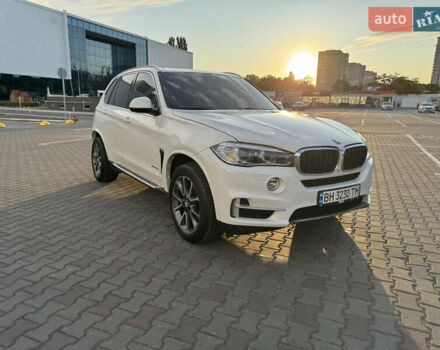 Білий БМВ Х5, об'ємом двигуна 2.98 л та пробігом 160 тис. км за 23500 $, фото 7 на Automoto.ua