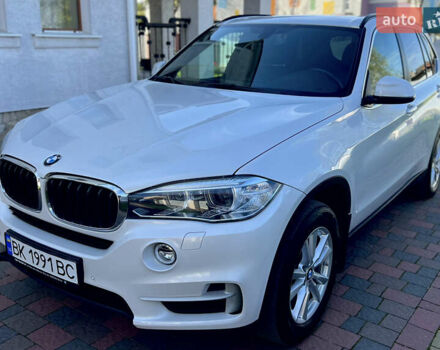 Белый БМВ Х5, объемом двигателя 2 л и пробегом 92 тыс. км за 37200 $, фото 3 на Automoto.ua