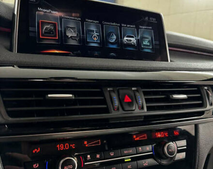 Белый БМВ Х5, объемом двигателя 2.98 л и пробегом 142 тыс. км за 25000 $, фото 13 на Automoto.ua