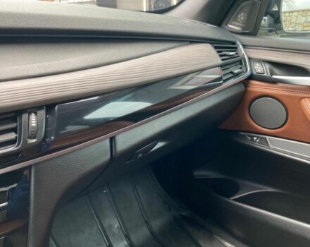 Белый БМВ Х5, объемом двигателя 3 л и пробегом 249 тыс. км за 35000 $, фото 10 на Automoto.ua