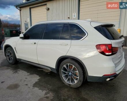 Белый БМВ Х5, объемом двигателя 2 л и пробегом 128 тыс. км за 8500 $, фото 1 на Automoto.ua