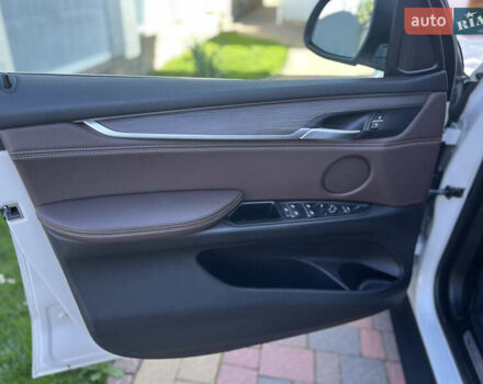 Белый БМВ Х5, объемом двигателя 2 л и пробегом 92 тыс. км за 37200 $, фото 18 на Automoto.ua