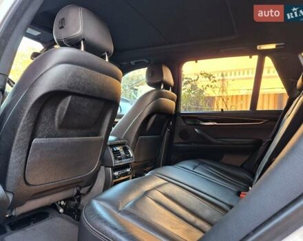 Белый БМВ Х5, объемом двигателя 2.99 л и пробегом 110 тыс. км за 31900 $, фото 22 на Automoto.ua