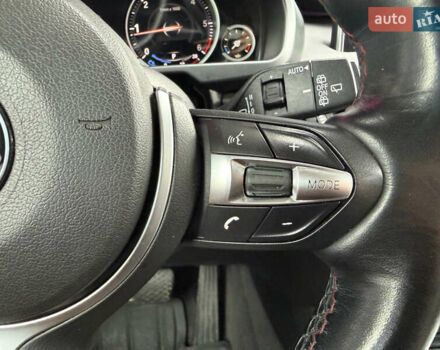 Белый БМВ Х5, объемом двигателя 2 л и пробегом 177 тыс. км за 26000 $, фото 14 на Automoto.ua