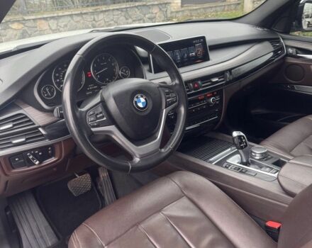 Белый БМВ Х5, объемом двигателя 0 л и пробегом 137 тыс. км за 30000 $, фото 5 на Automoto.ua