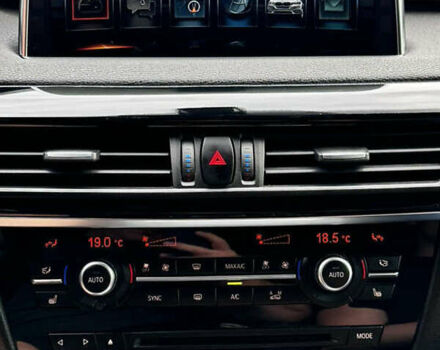 Белый БМВ Х5, объемом двигателя 2.98 л и пробегом 142 тыс. км за 25000 $, фото 12 на Automoto.ua